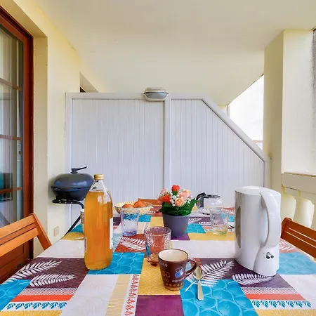 4 Personnes Vue Et Port De Plaisance *